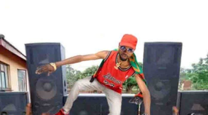 Kamela Sakis King Rumba-Pachilimba Sinigona(producer by sakis lusaka music)