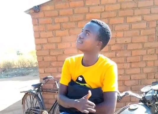 Pat Vee ft Moff B-Doreen (prod by smax-0774094149)